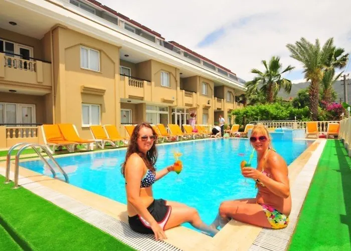 Lägenhetshotell Ozturk Marmaris