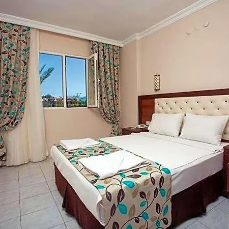 Ozturk Lejlighedshotel 4*