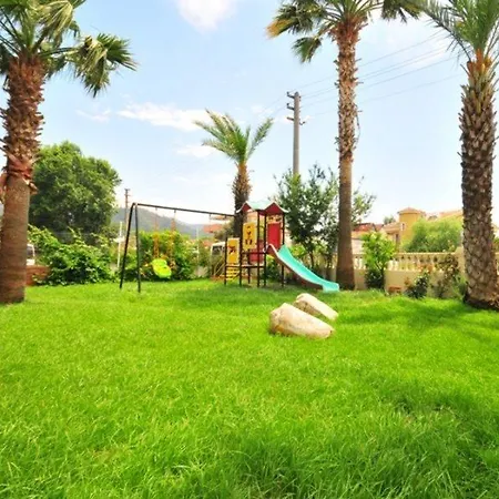 Ozturk マルマリス